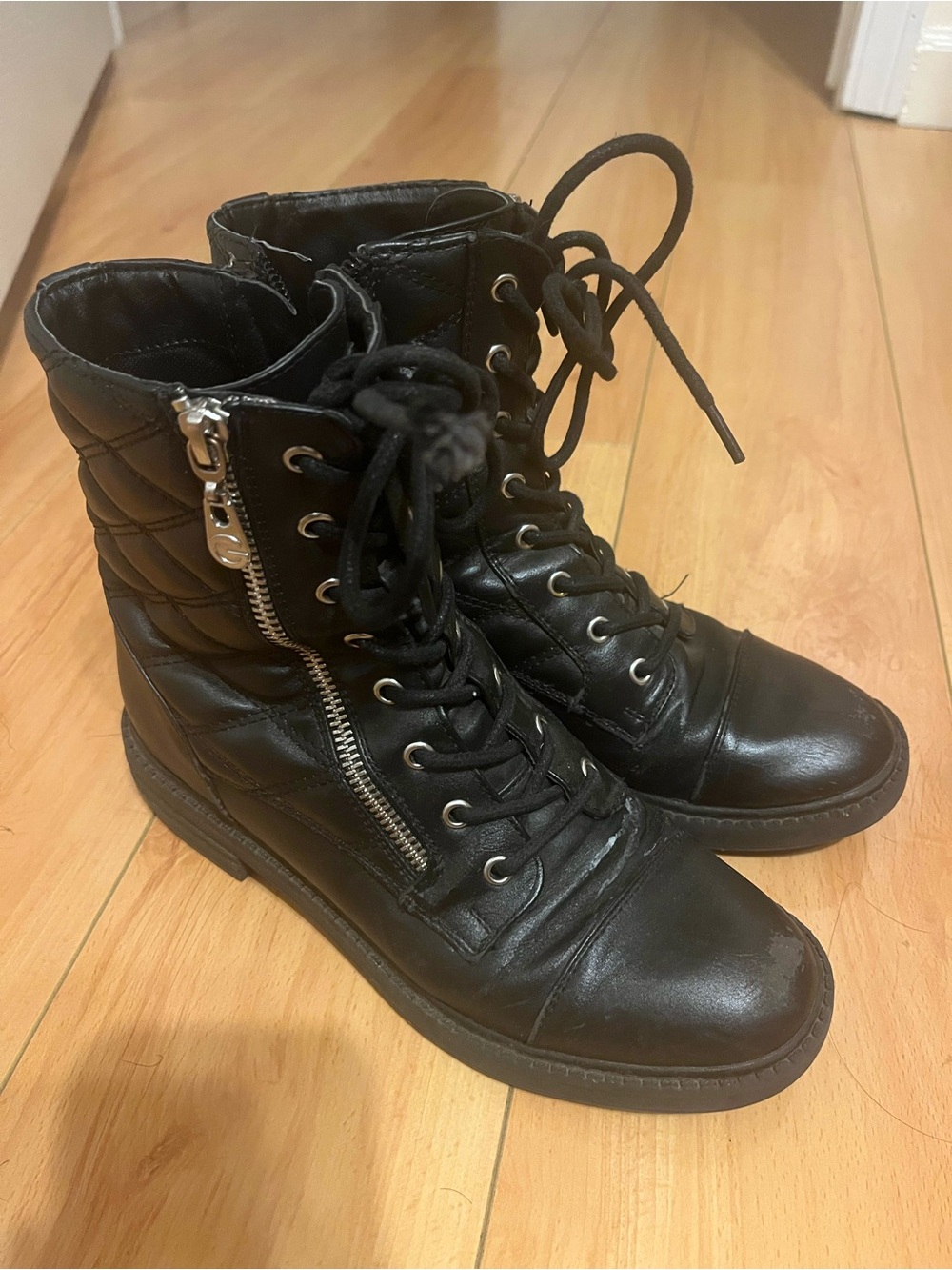 G by Guess Black Quilted Lace-Up Combat Boots Silver Zippers Goth Grunge Emo 90s